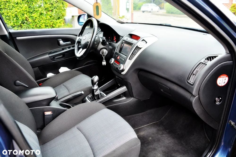 Kia Ceed 2.0 CRDi Mind - 7