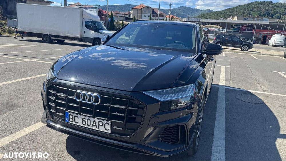 Audi Q8 - 1
