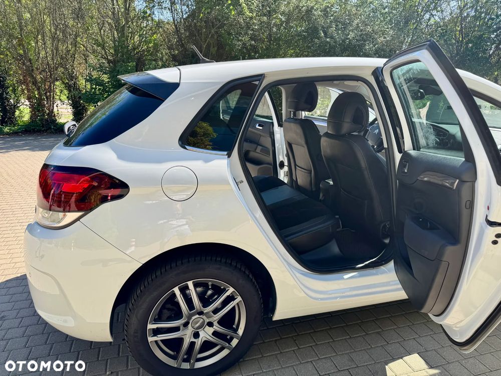 Citroën C4 PureTech 130 Stop&Start SHINE - 12