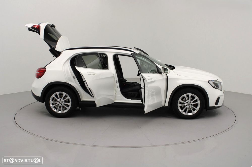 Mercedes-Benz GLA 220 d Style - 12