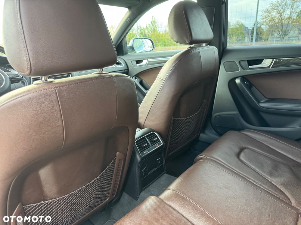 Audi S4 Avant S tronic - 12