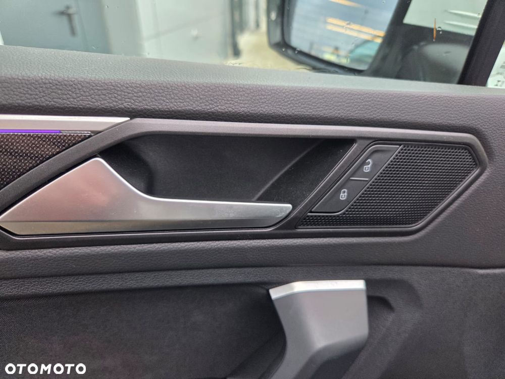 Volkswagen Tiguan 2.0 TDI SCR Elegance DSG - 15