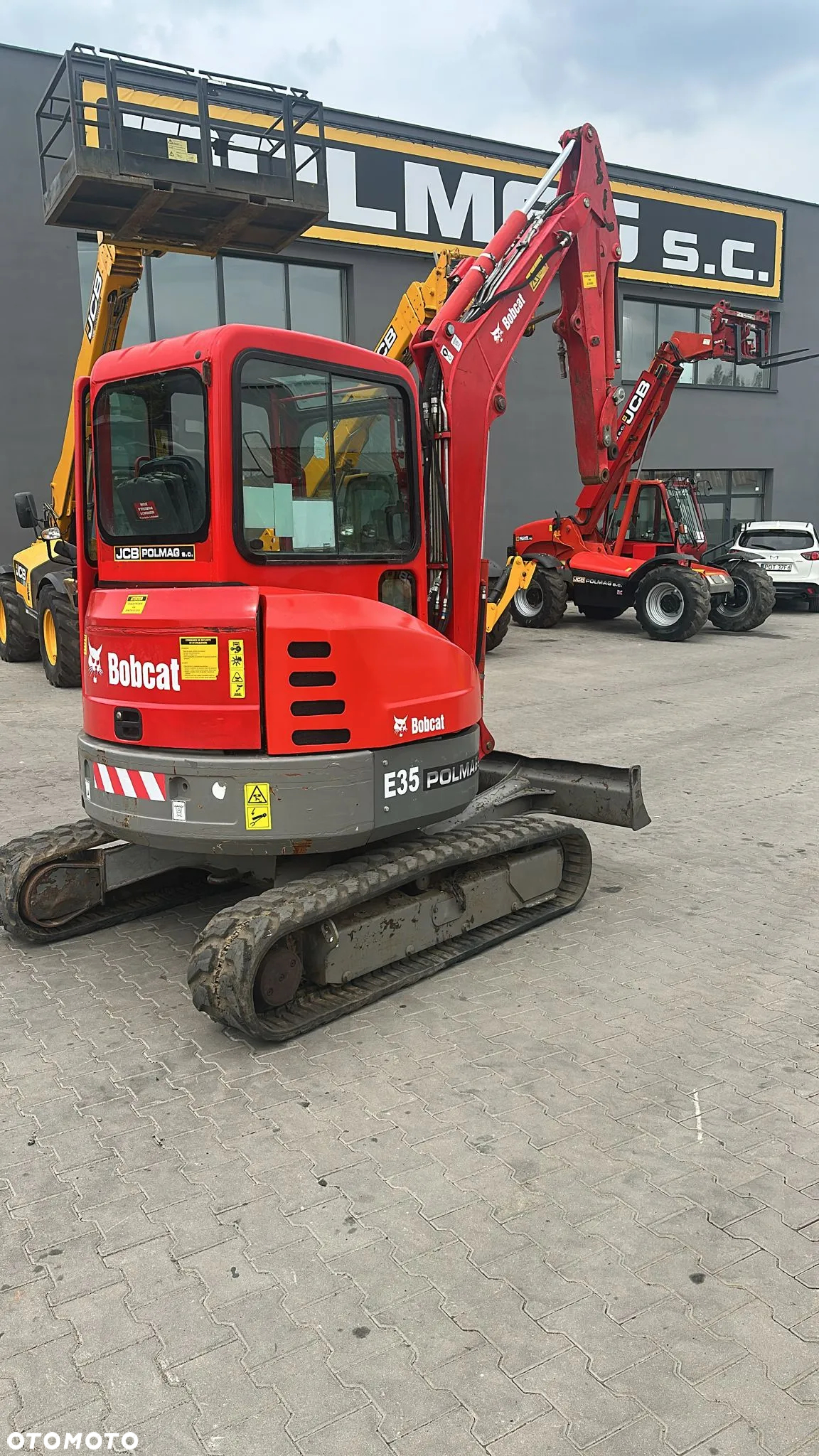 Bobcat E35 - 2