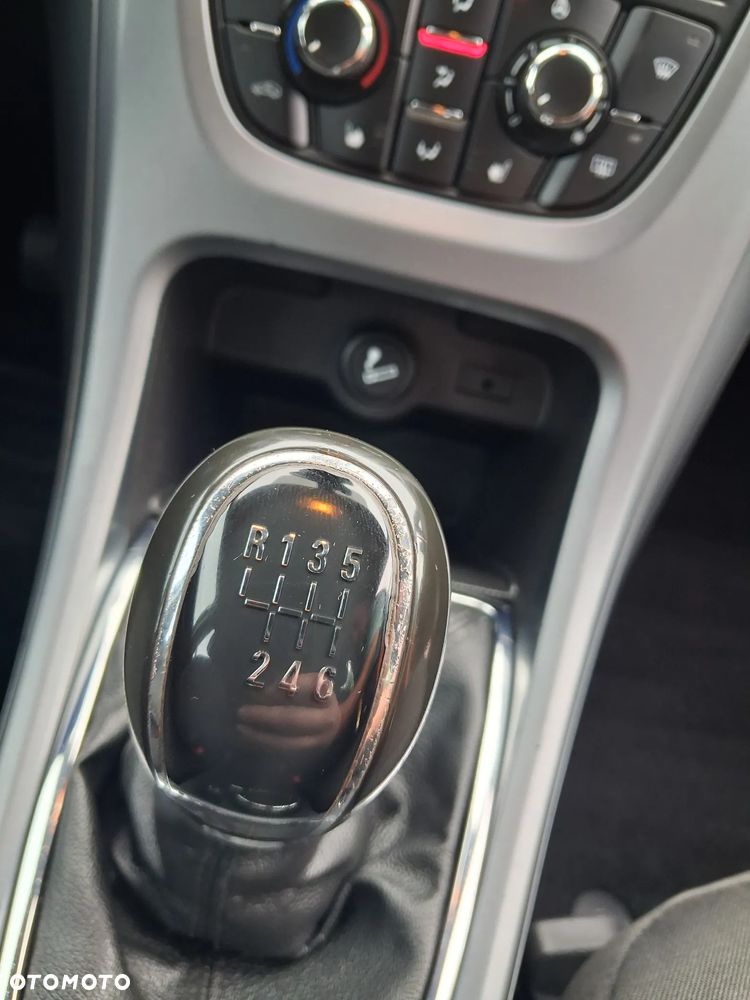 Opel Astra 1.4 Turbo Edition - 16