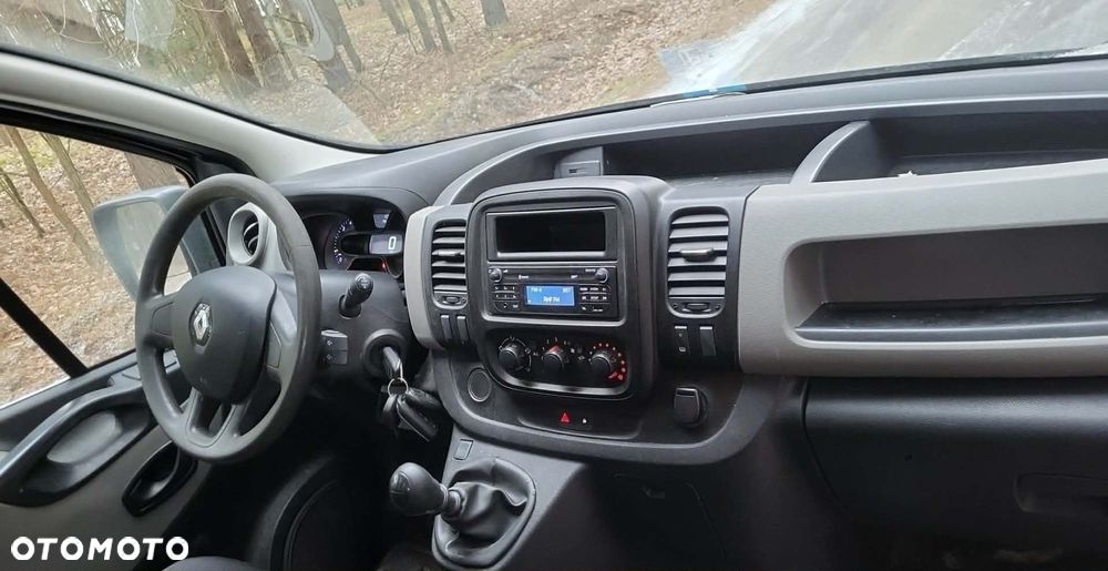 Renault TRAFIC - 4