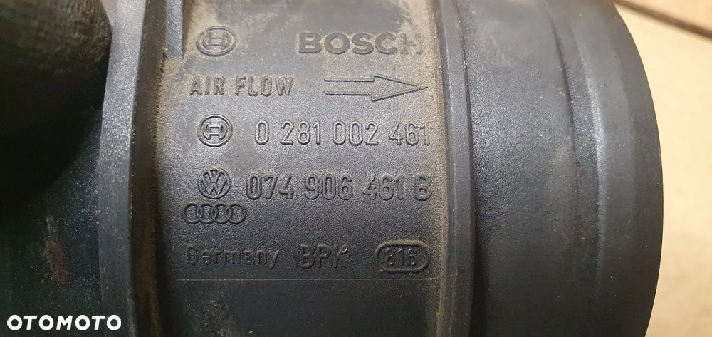 Przepływomierz powietrza VW Passat B6 2.0 TDI 074906461B - 7