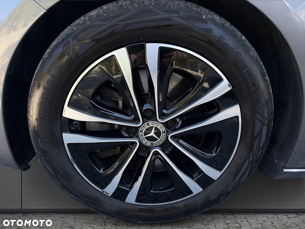 Mercedes-Benz Klasa A 250 4-Matic AMG Line 7G-DCT - 30