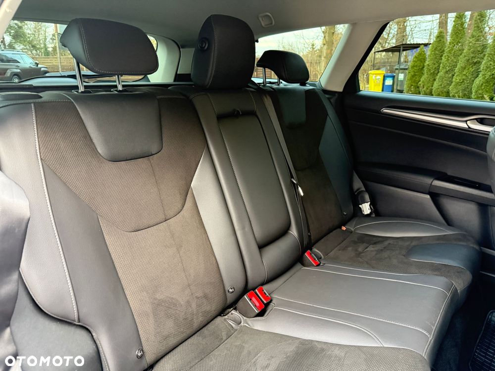 Ford Mondeo 2.0 TDCi STart-Stopp PowerShift-Aut Titanium - 24