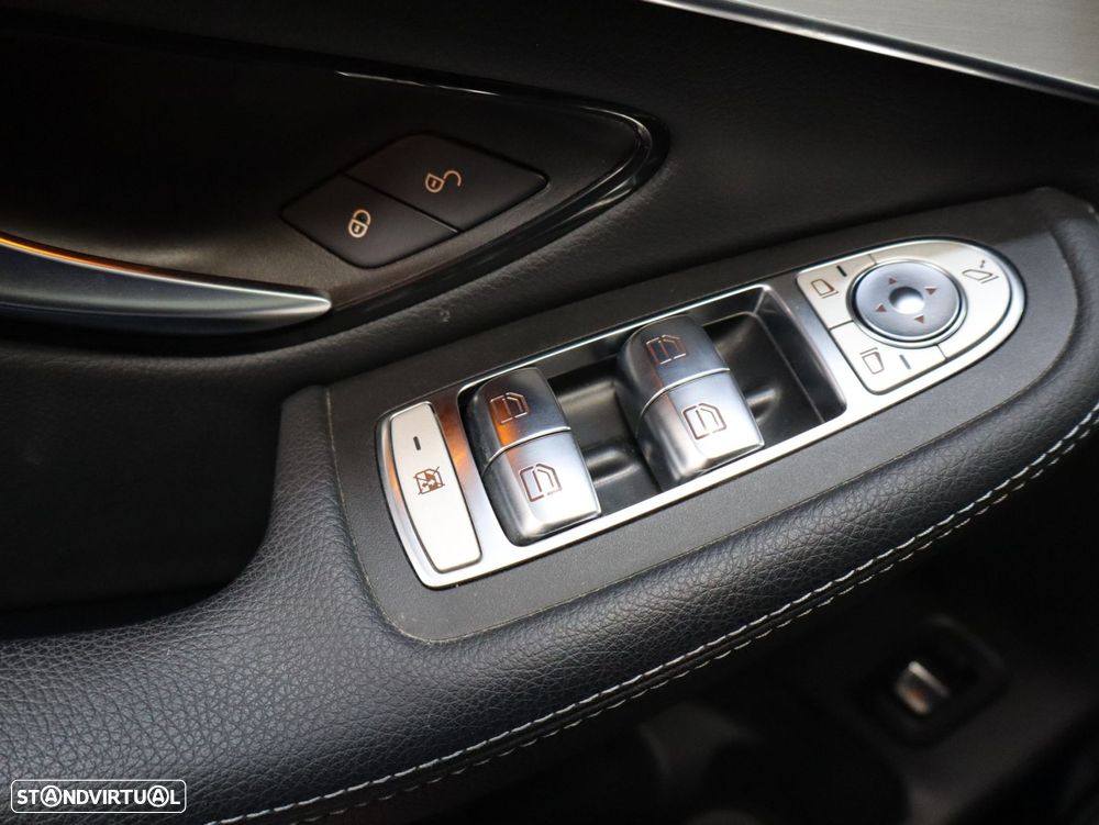 Mercedes-Benz GLC 300 de 4Matic - 23