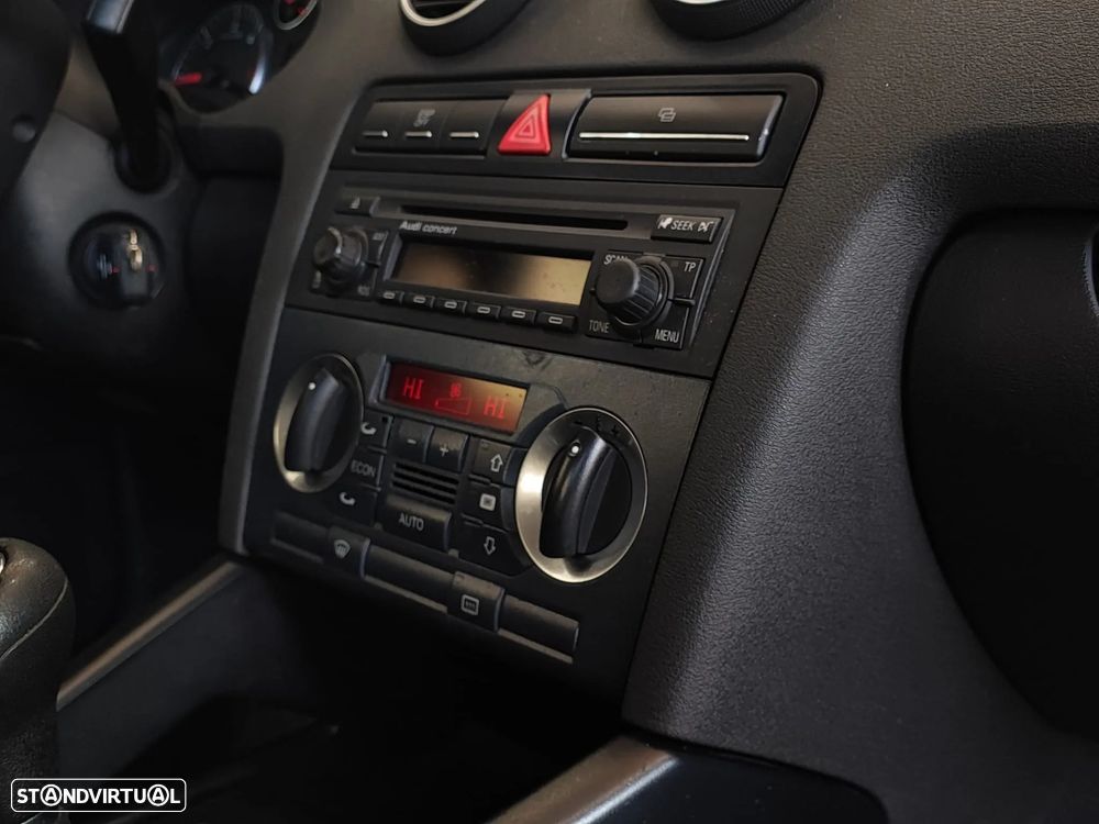 Audi A3 2.0 TDI Ambiente - 33