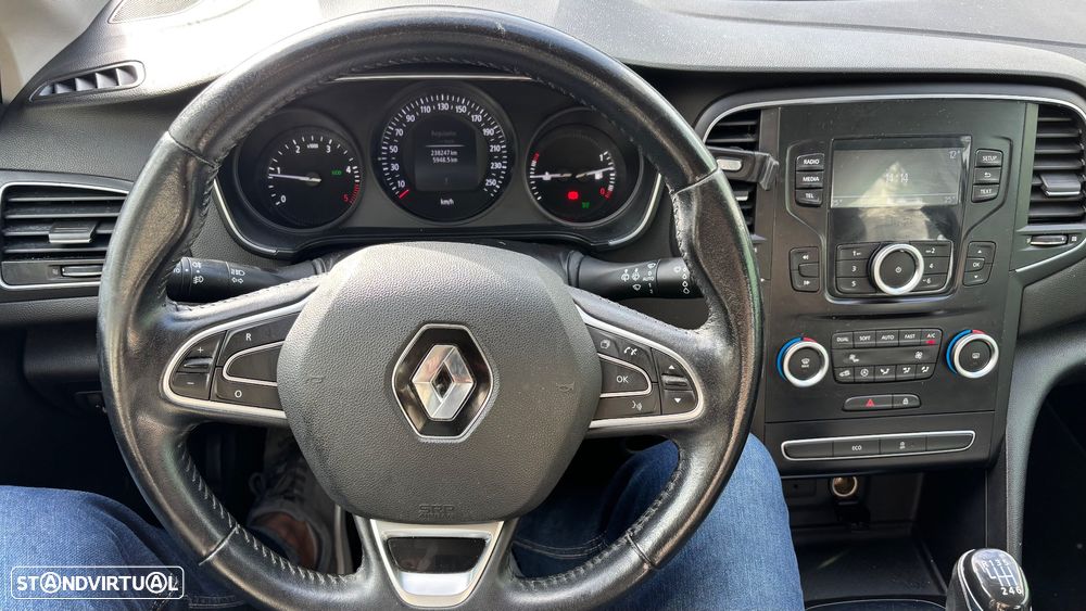 Renault Mégane Sport Tourer 1.5 dCi Zen - 2