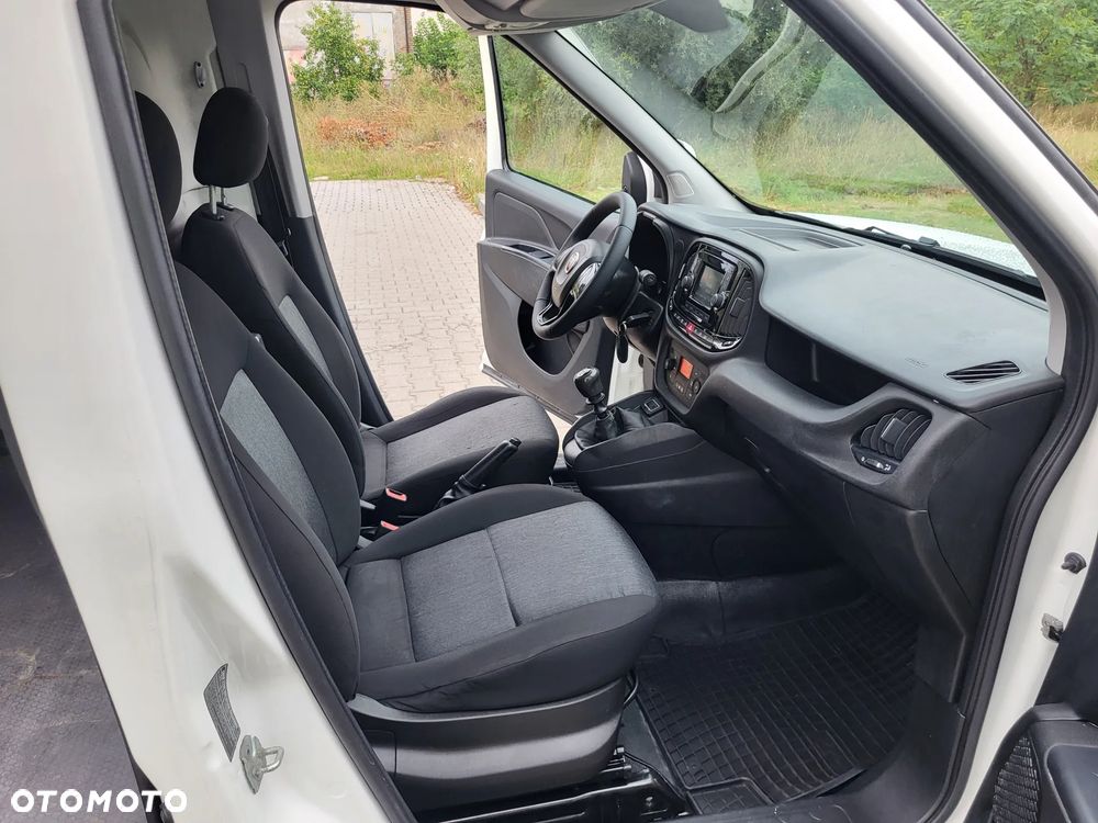 Fiat Doblo - 12