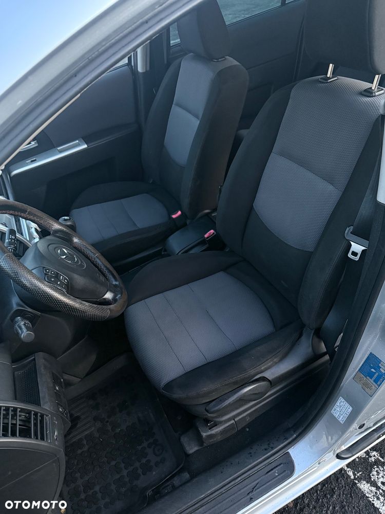Mazda 5 2.0 Active - 7