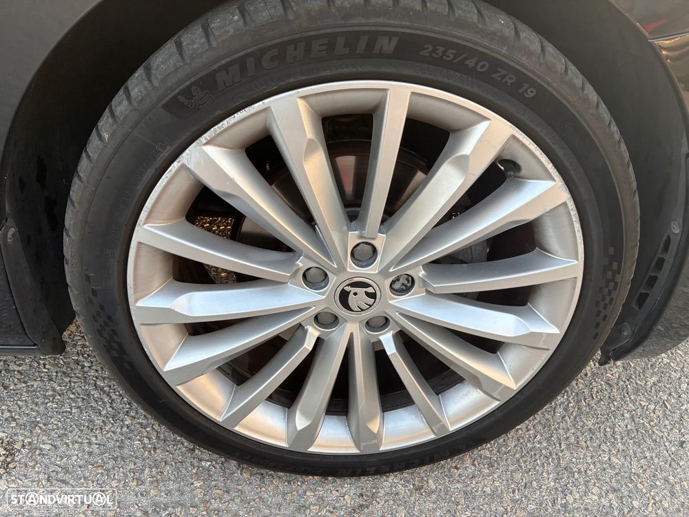 Skoda Superb Break 2.0 TDI Style DSG - 3
