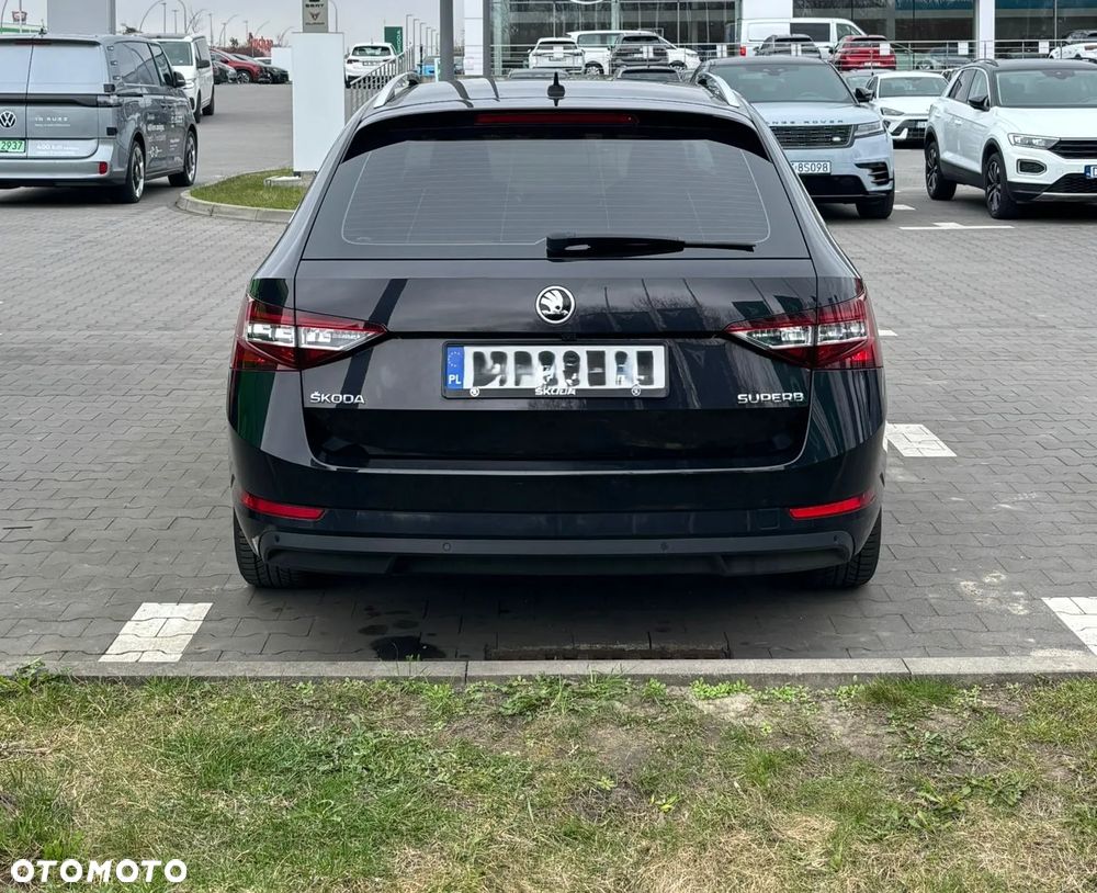 Skoda Superb 2.0 TDI Style - 6