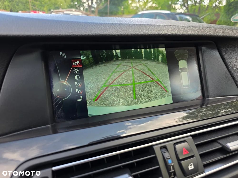 BMW Seria 5 520d - 37