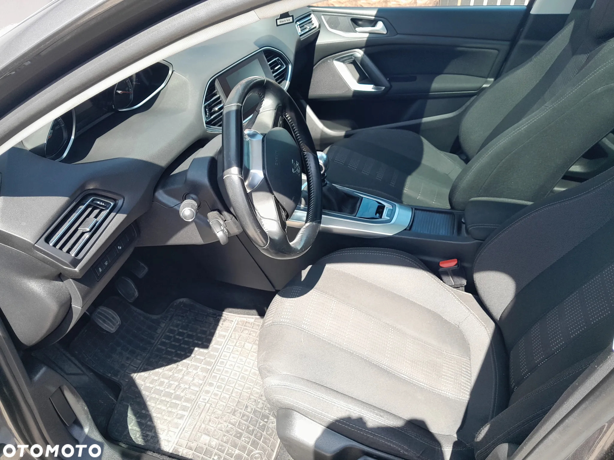Peugeot 308 - 11