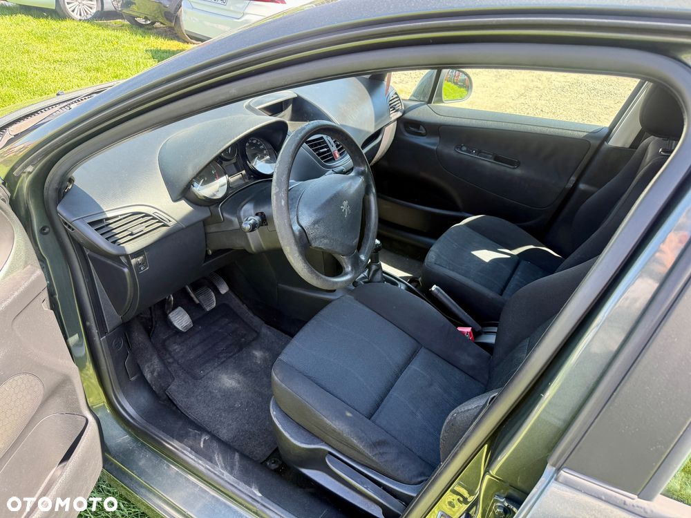 Peugeot 207 1.4 Trendy - 5
