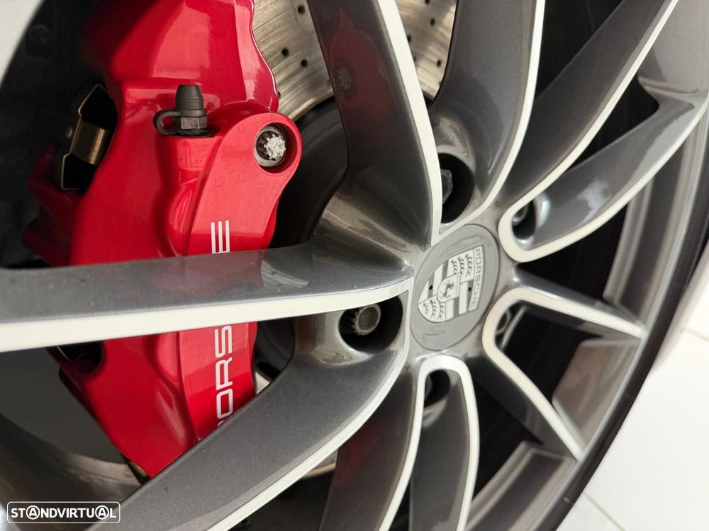 Porsche 911 (992) Carrera 4S Cabriolet PDK - 17