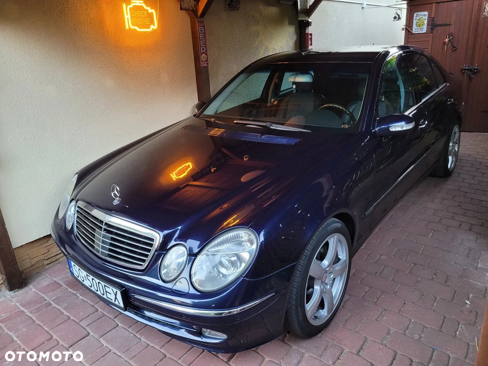 Mercedes-Benz Klasa E 500 Avantgarde - 38