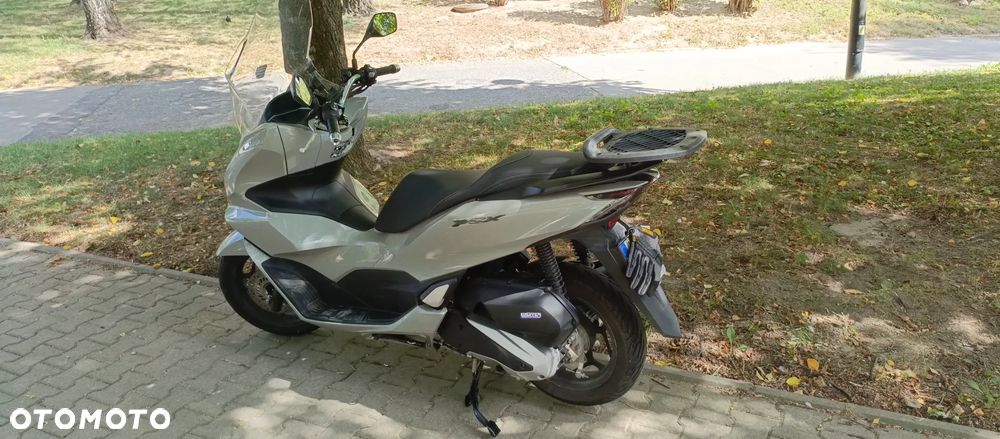 Honda PCX - 9