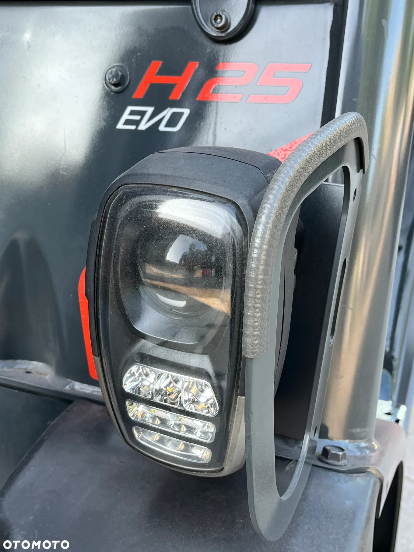 Linde H25T-392-02 Gazowy Pełna kabina Przewsuw boczny Oświetlenie drogowe - 23