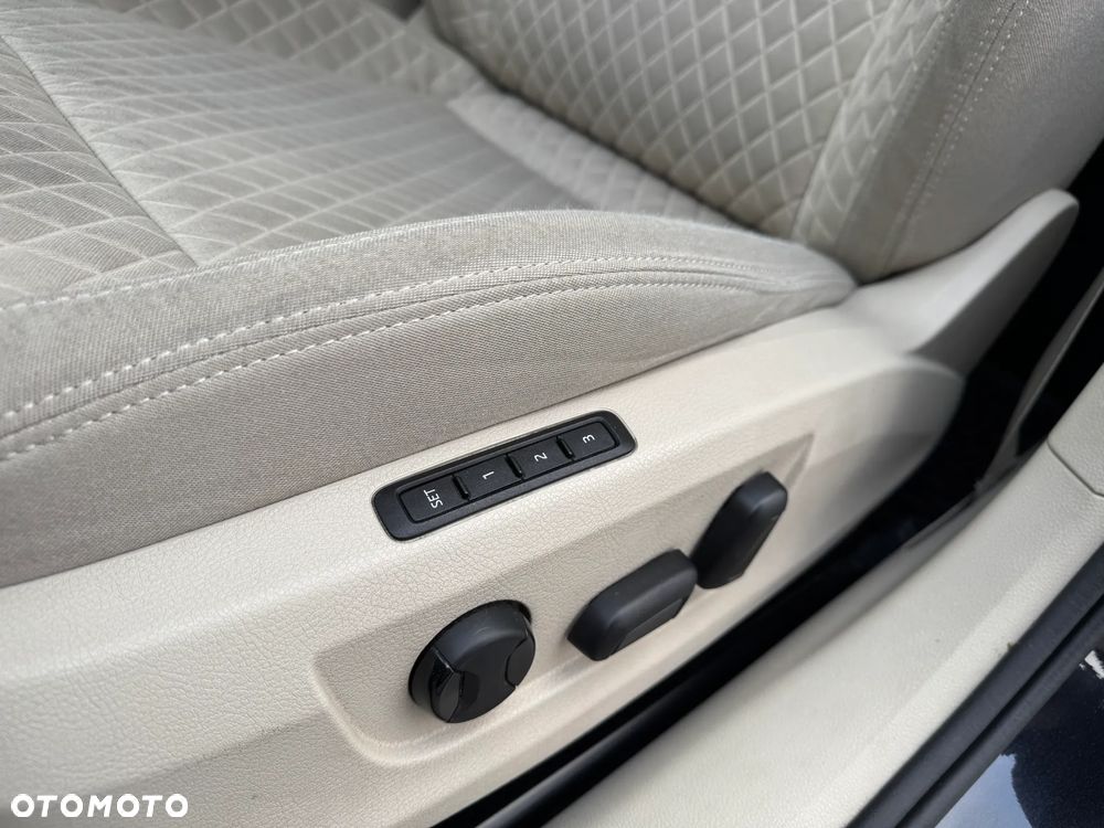 Skoda Superb 2.0 TDI Style DSG7 - 20