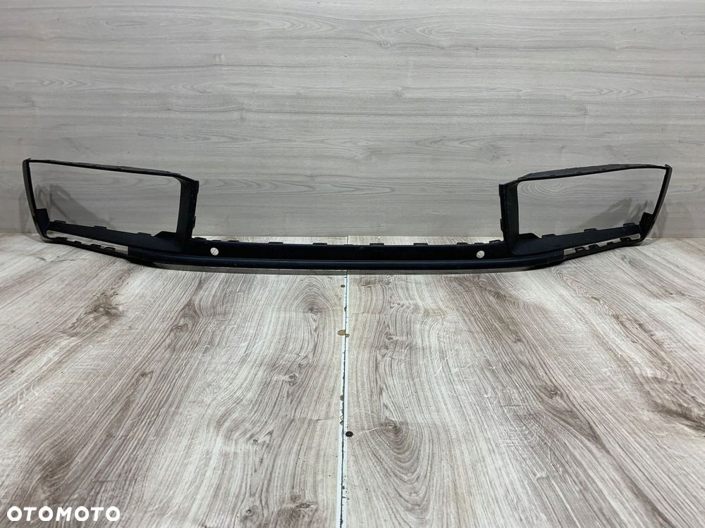 PORSCHE 992 CARRERA 4S KRATKA ZDERZAKA PRZÓD