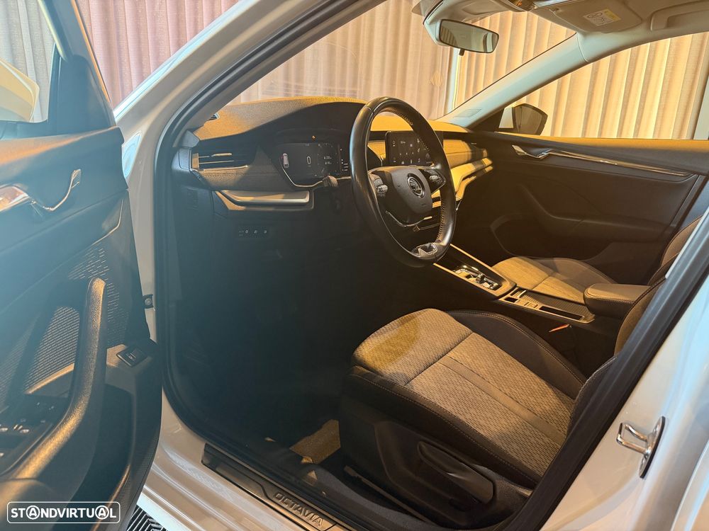 Skoda Octavia Break 1.4 TSI DSG Sportline - 16