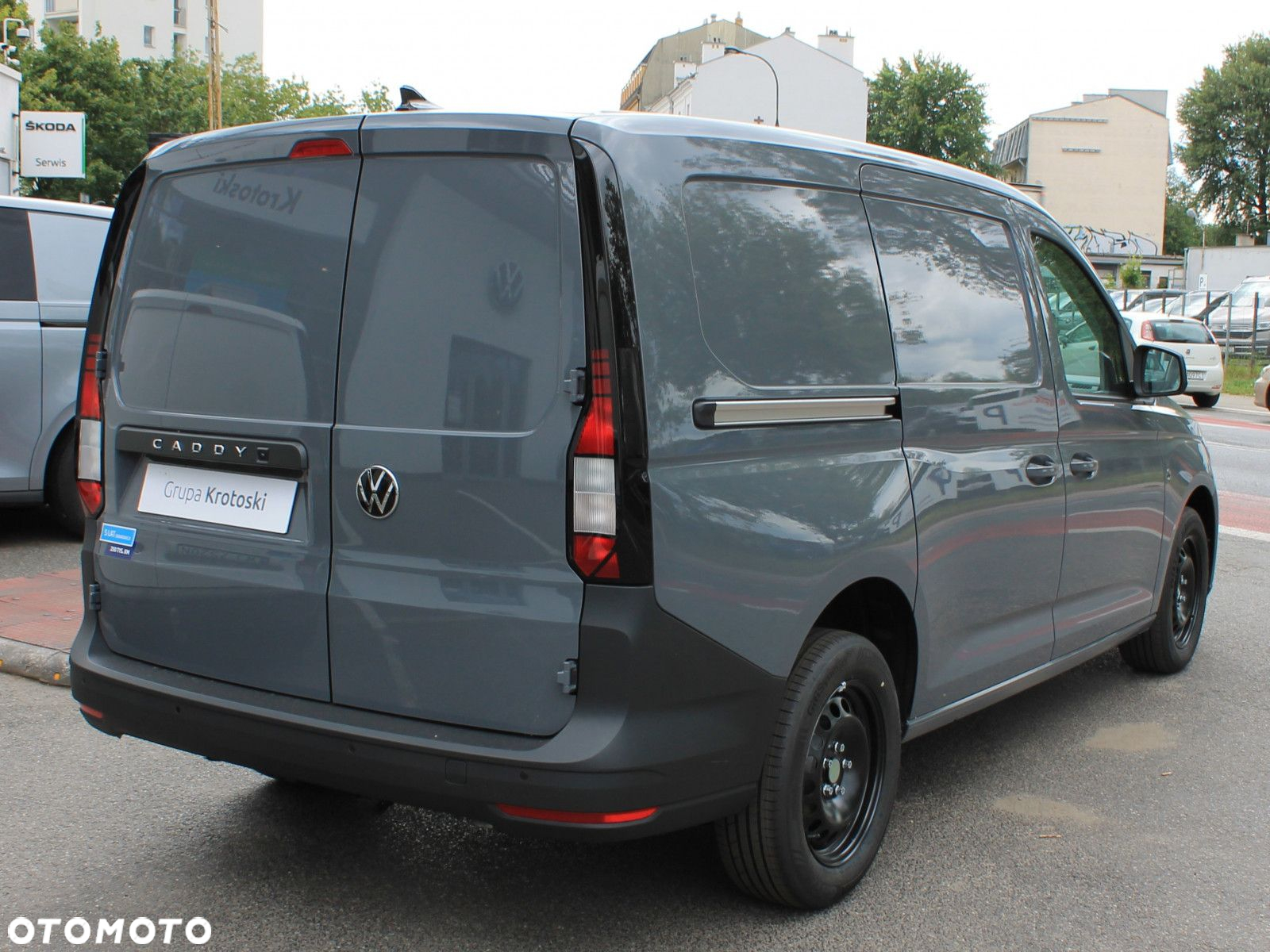 Volkswagen Caddy Maxi Cargo 2.0 TDI Manual - 5
