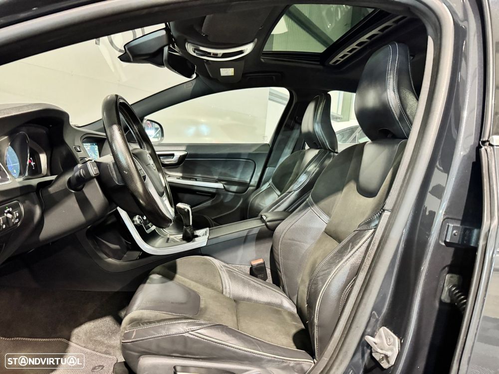 Volvo S60 2.0 D2 R-Design - 27