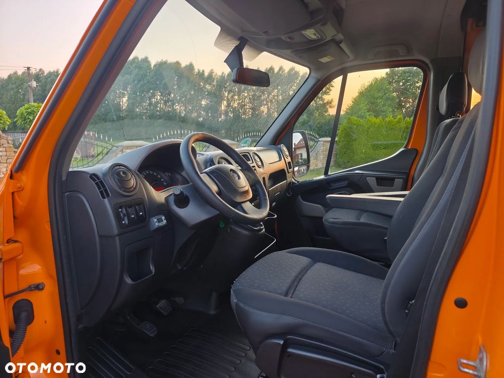 Opel Movano - 8