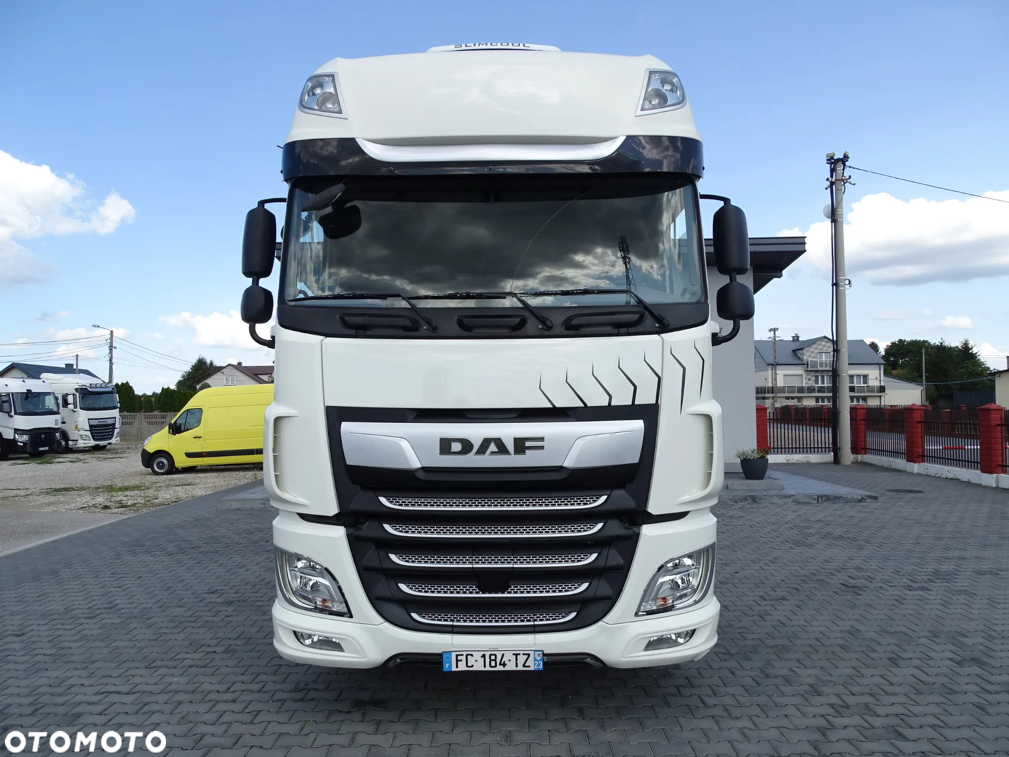 DAF XF 530 Super Space Cab - 2