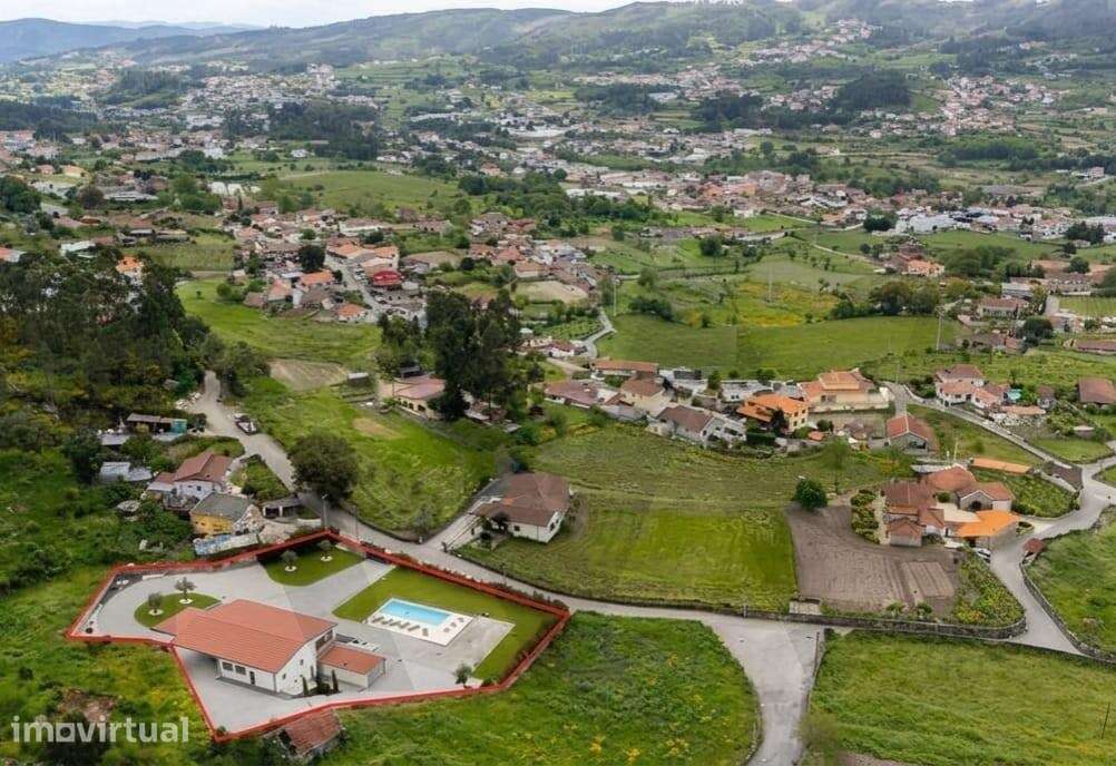 Moradia isolada Penafiel (Cabeça Santa), proxima à futura IC35 . com p - Grande imagem: 2/60