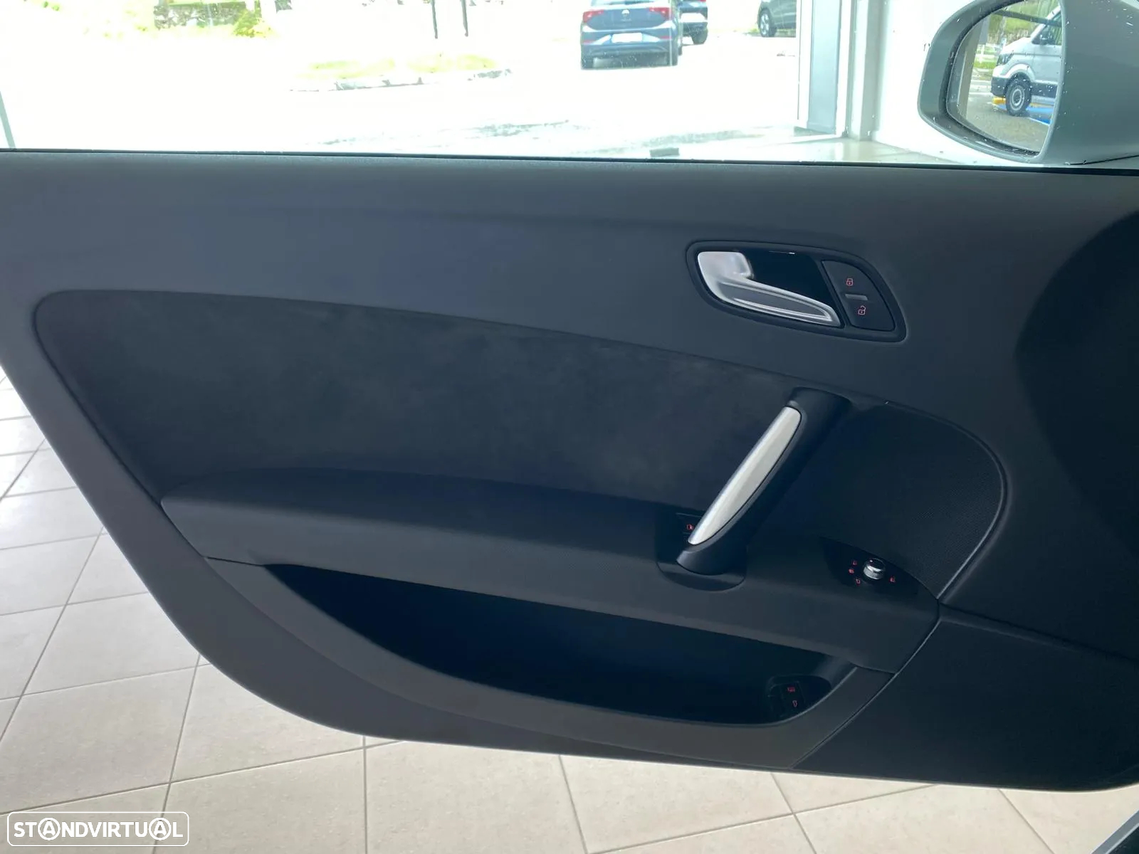 Audi TT Roadster 2.0 TDi quattro - 28