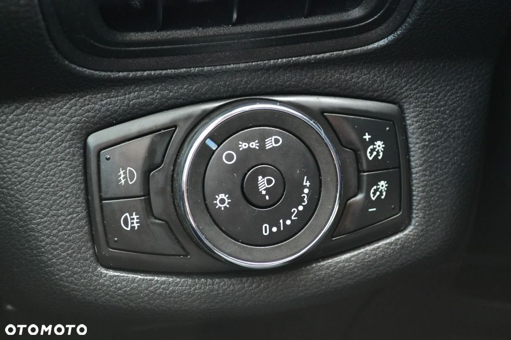 Ford B-MAX 1.4 COOL&CONNECT - 17