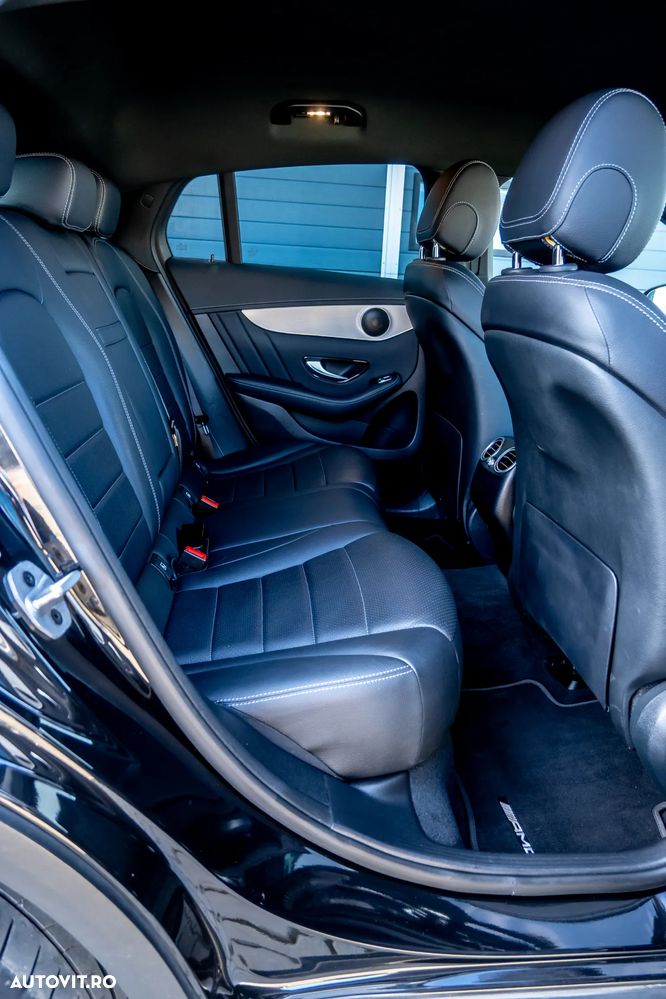 Mercedes-Benz GLC Coupe 300 de 4Matic 9G-TRONIC AMG Line - 25