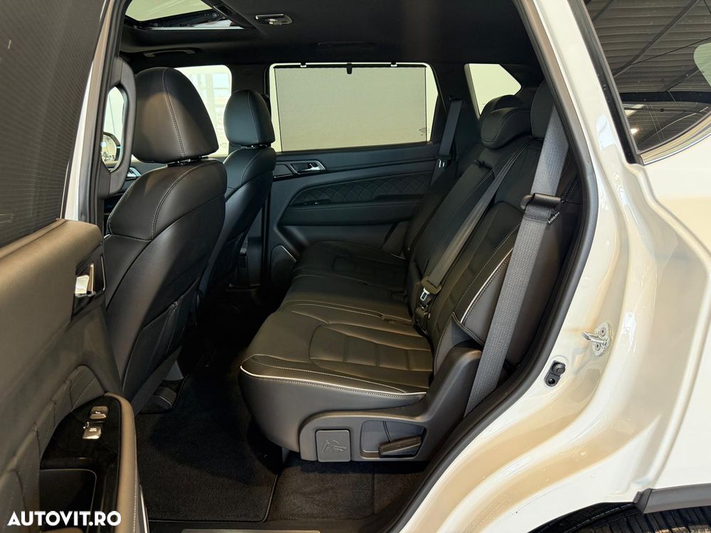 KGM Rexton - 28
