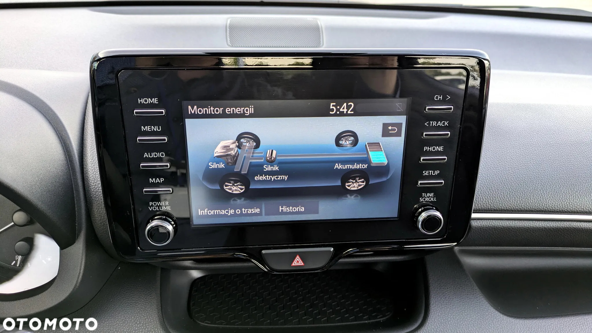 Toyota Yaris Hybrid 1.5 Comfort - 17
