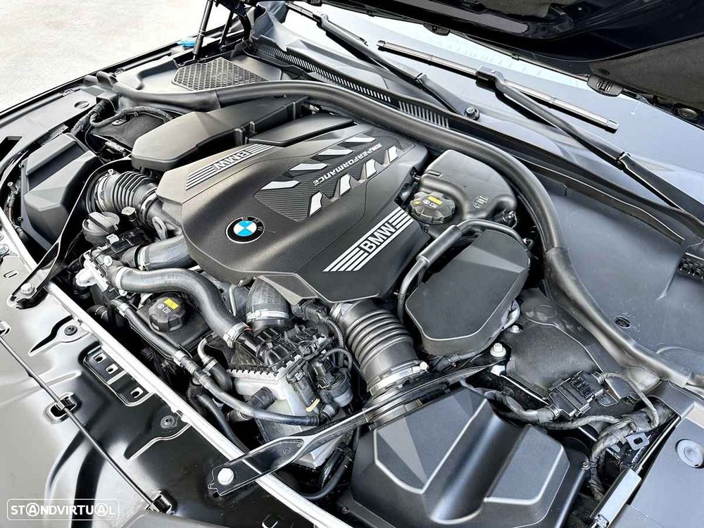 BMW M850i xDrive - 38