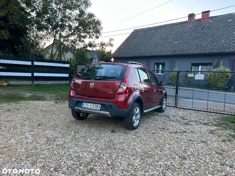 Dacia Sandero 1.6 Hi-Flex - 29