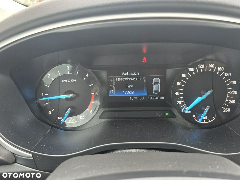 Ford Mondeo - 34