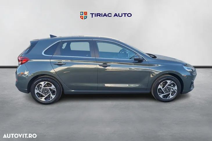 Hyundai i30 1.5 96CP M/T Highway - 6