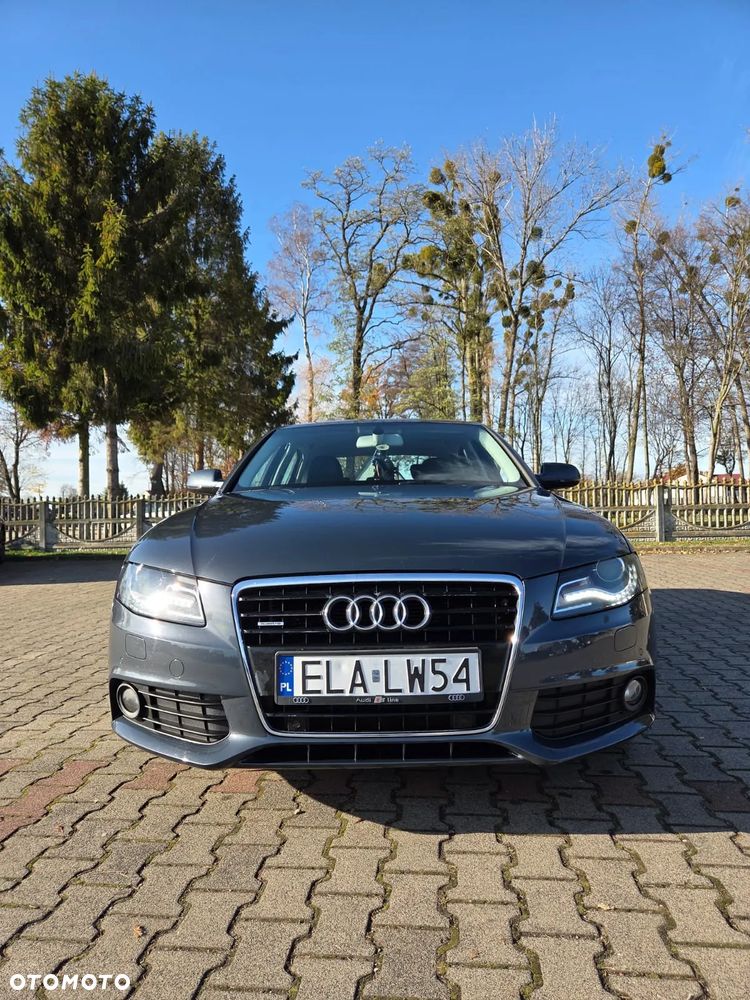 Audi A4 Limousine - 18