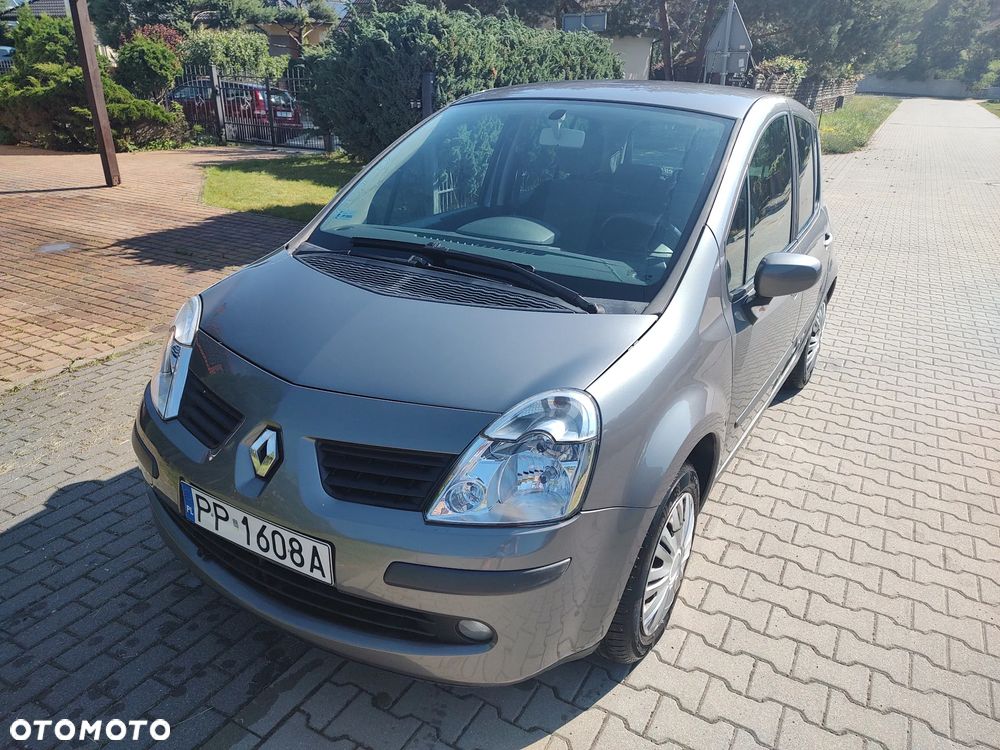 Renault Modus - 1