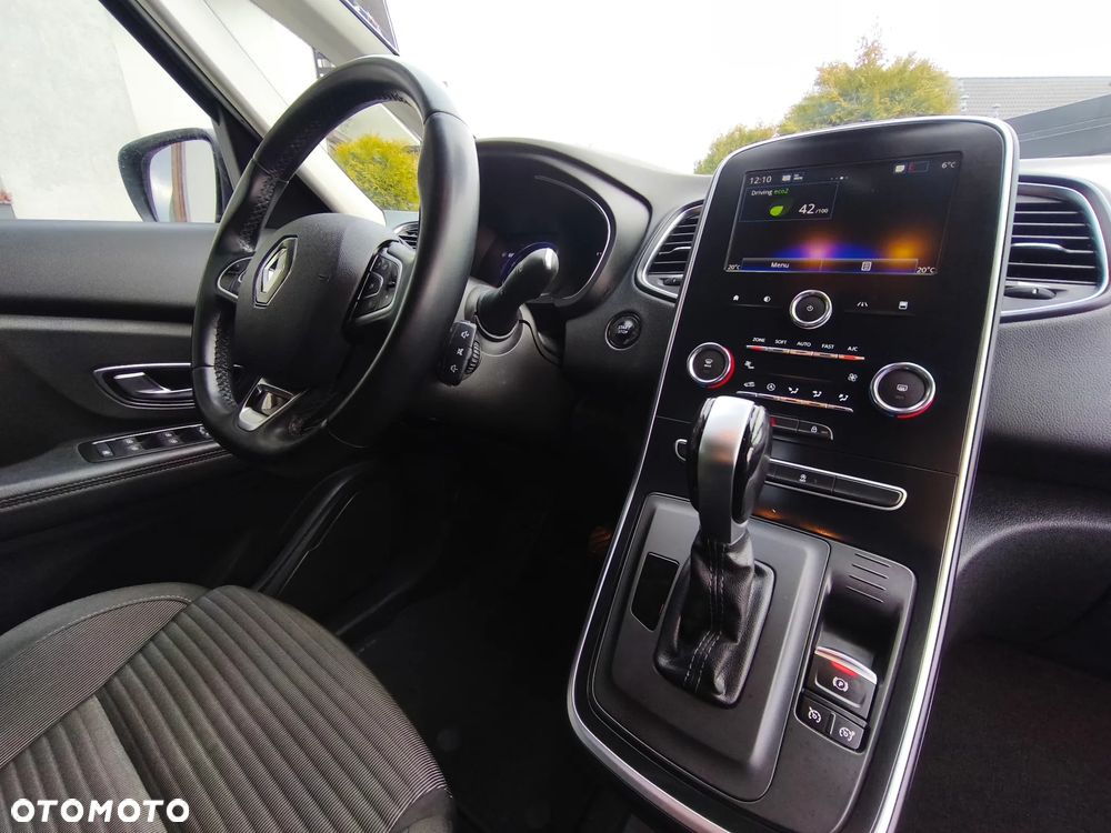 Renault Grand Scenic - 23