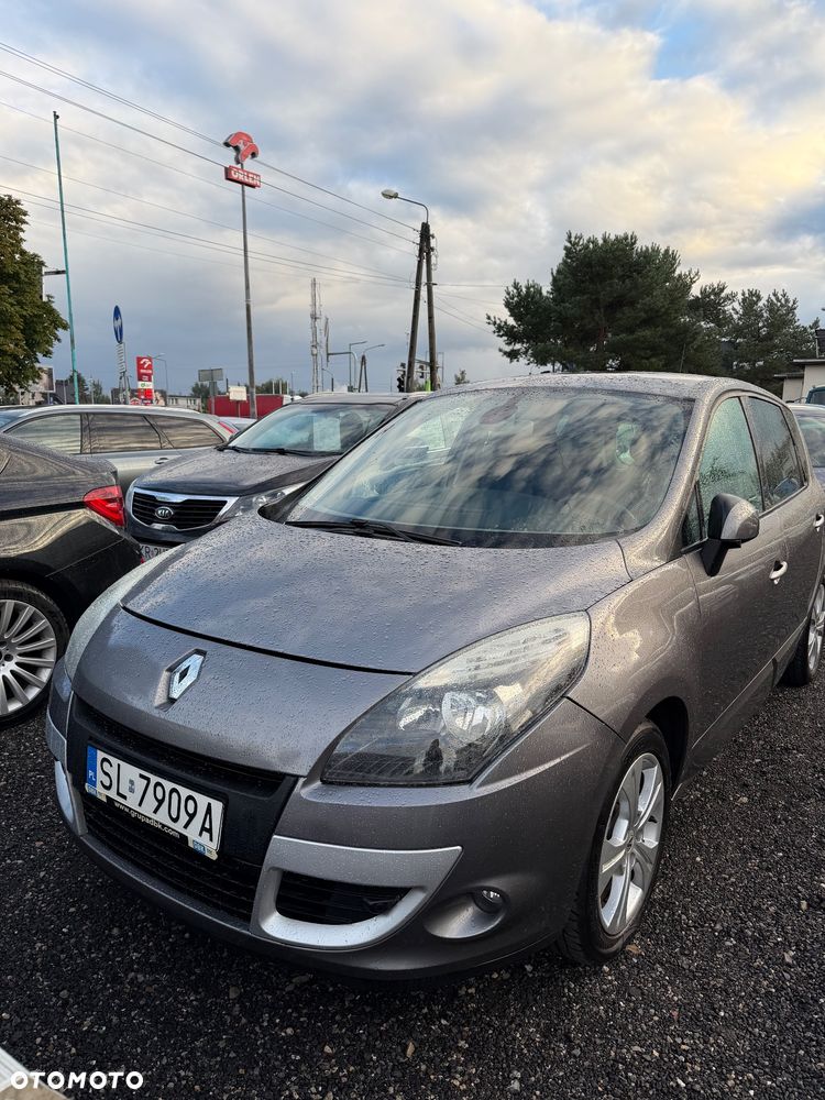 Renault Scenic 2.0 16V Privilege CVT - 2