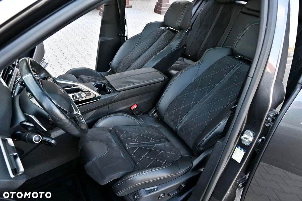 Peugeot 3008 2.0 BlueHDi GT S&S EAT8 - 29