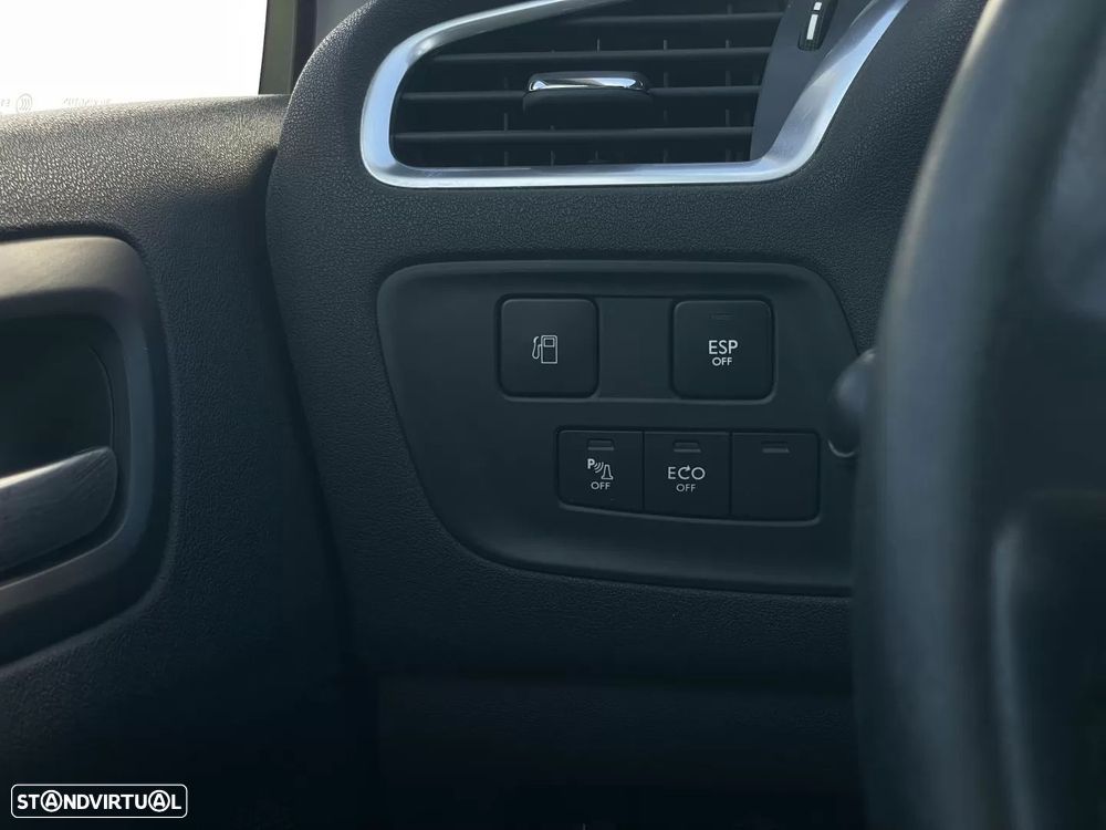 Citroën C4 1.6 HDi Seduction - 24