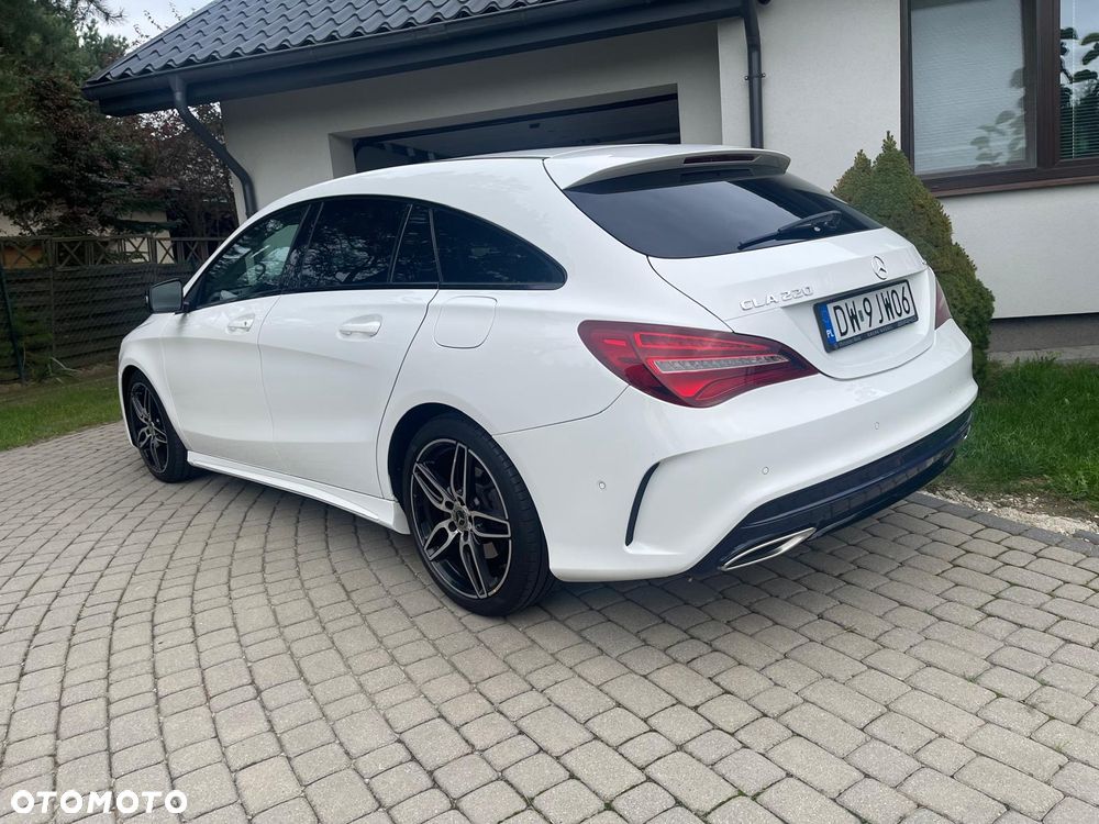 Mercedes-Benz CLA ver-220-4--matic-amg-line - 8